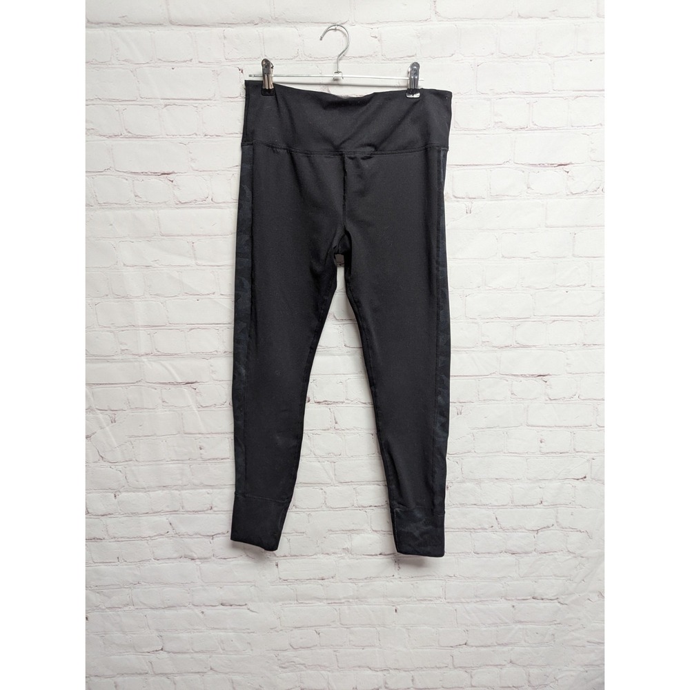 Vuori Leggings Womens Med Black With Camo Side Stripe Athletic Pants EUC 925